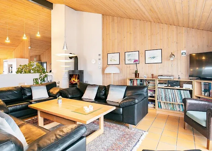 14 Person In Hjorring-by Traum * Lønstrup
